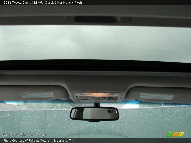 Classic Silver Metallic / Ash 2011 Toyota Camry XLE V6