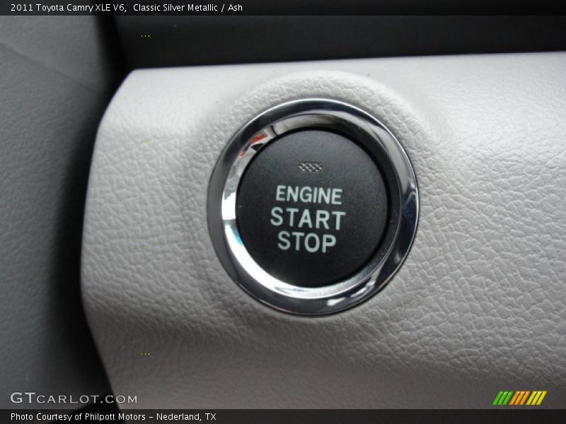 Classic Silver Metallic / Ash 2011 Toyota Camry XLE V6