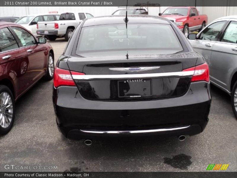 Brilliant Black Crystal Pearl / Black 2011 Chrysler 200 Limited