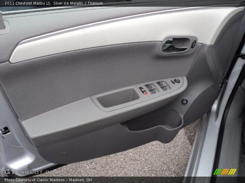 Silver Ice Metallic / Titanium 2011 Chevrolet Malibu LS