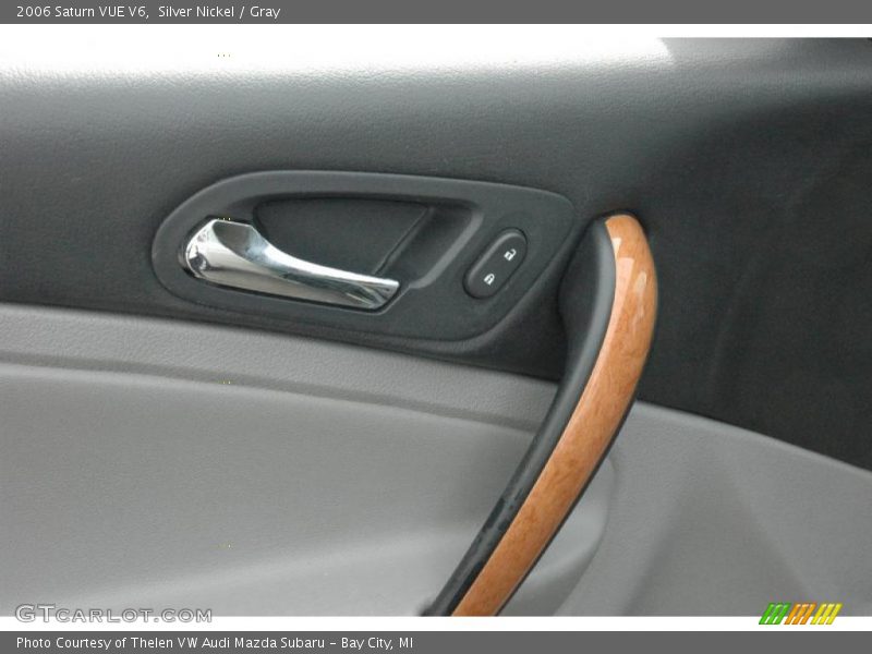 Silver Nickel / Gray 2006 Saturn VUE V6