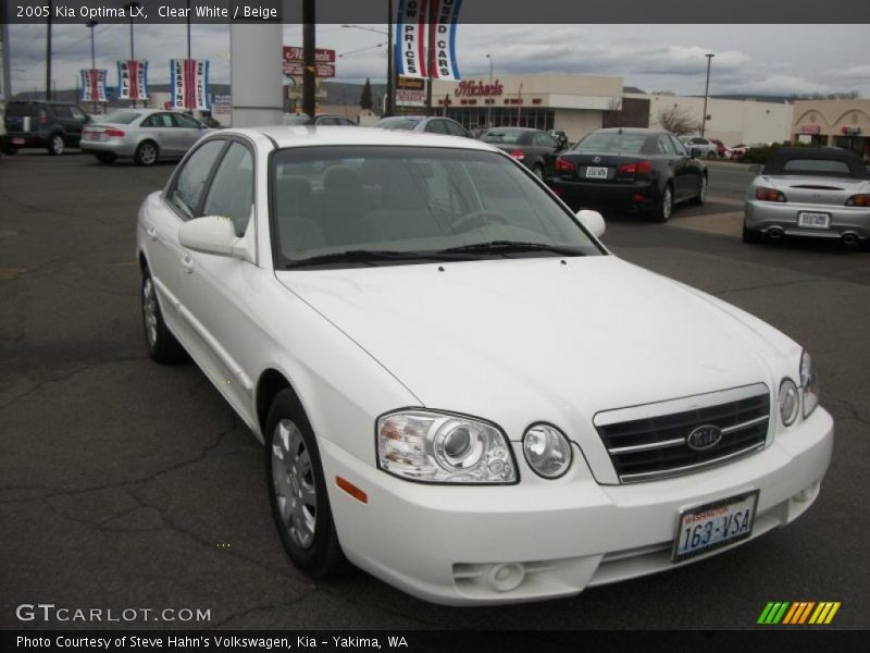 Clear White / Beige 2005 Kia Optima LX