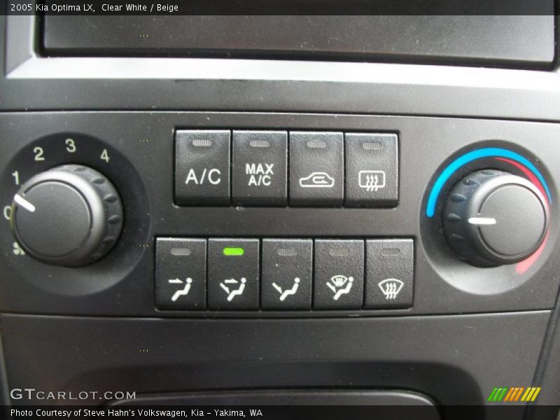 Clear White / Beige 2005 Kia Optima LX