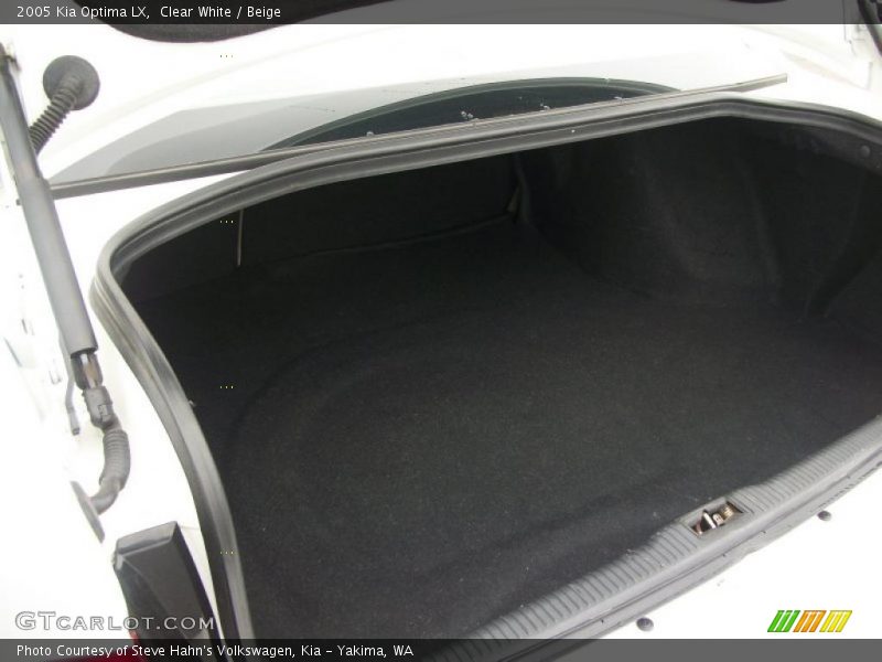 Clear White / Beige 2005 Kia Optima LX