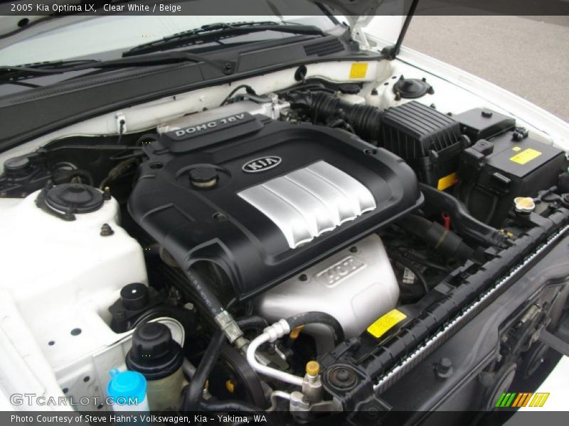 Clear White / Beige 2005 Kia Optima LX