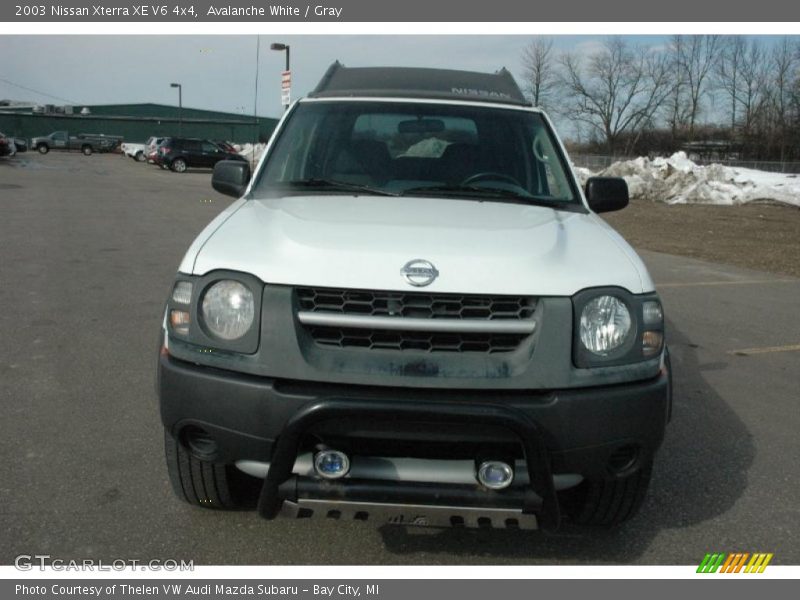 Avalanche White / Gray 2003 Nissan Xterra XE V6 4x4