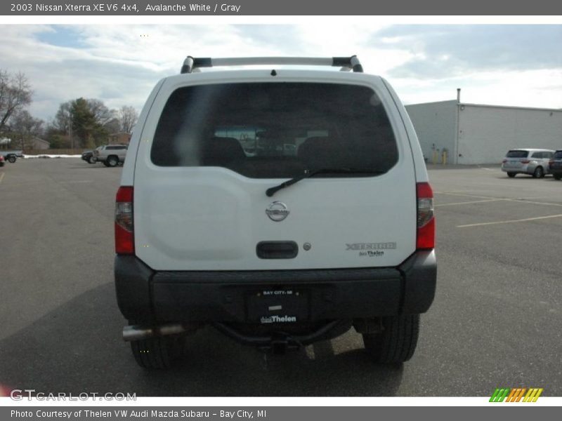 Avalanche White / Gray 2003 Nissan Xterra XE V6 4x4