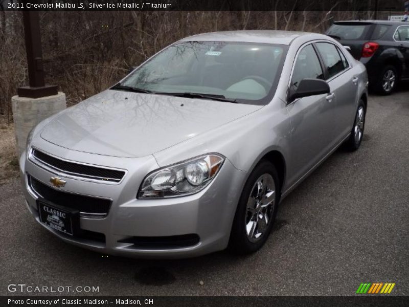 Silver Ice Metallic / Titanium 2011 Chevrolet Malibu LS