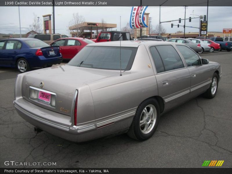 Light Driftwood Metallic / Shale 1998 Cadillac DeVille Sedan