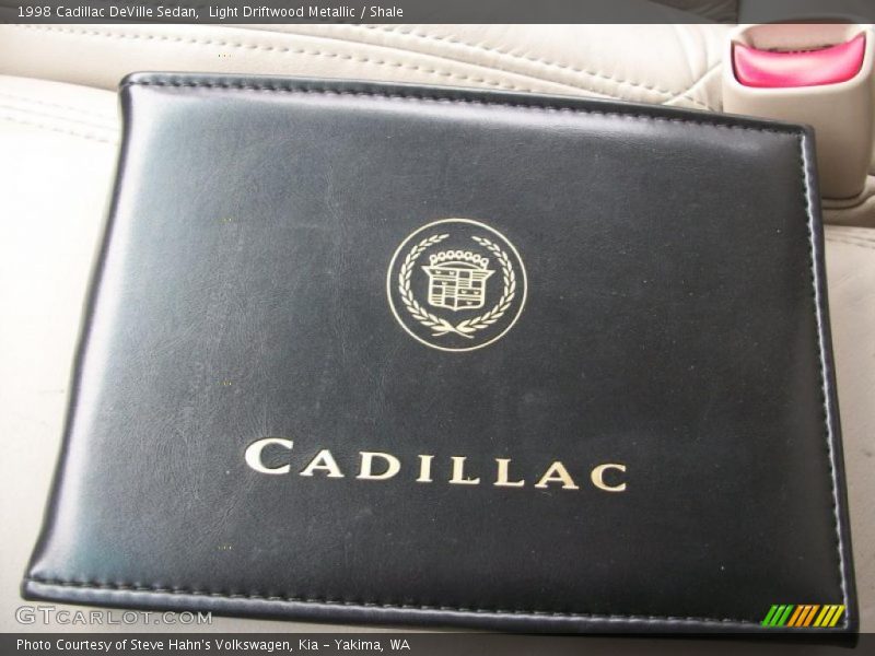 Light Driftwood Metallic / Shale 1998 Cadillac DeVille Sedan