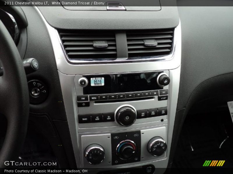 White Diamond Tricoat / Ebony 2011 Chevrolet Malibu LT