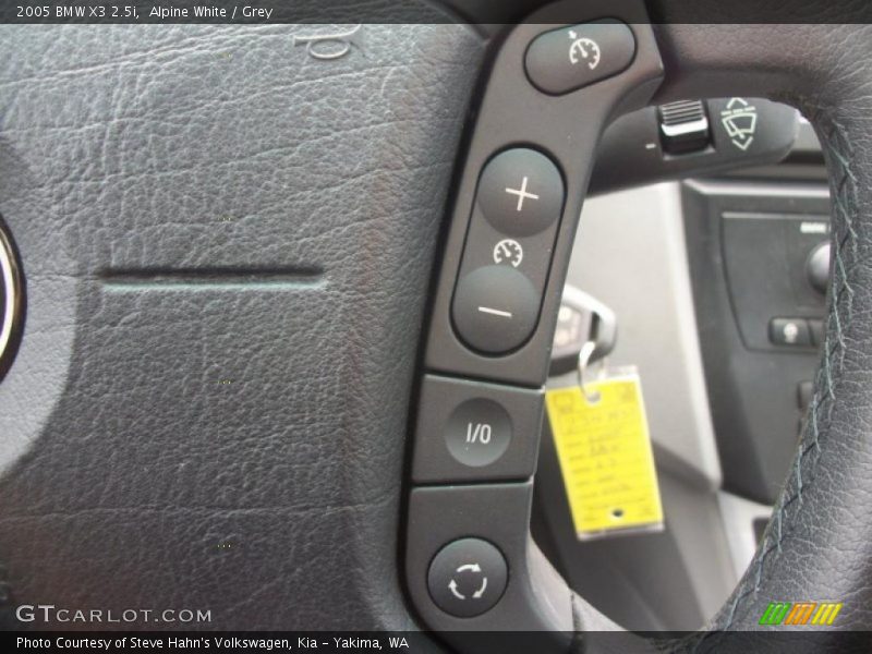Alpine White / Grey 2005 BMW X3 2.5i