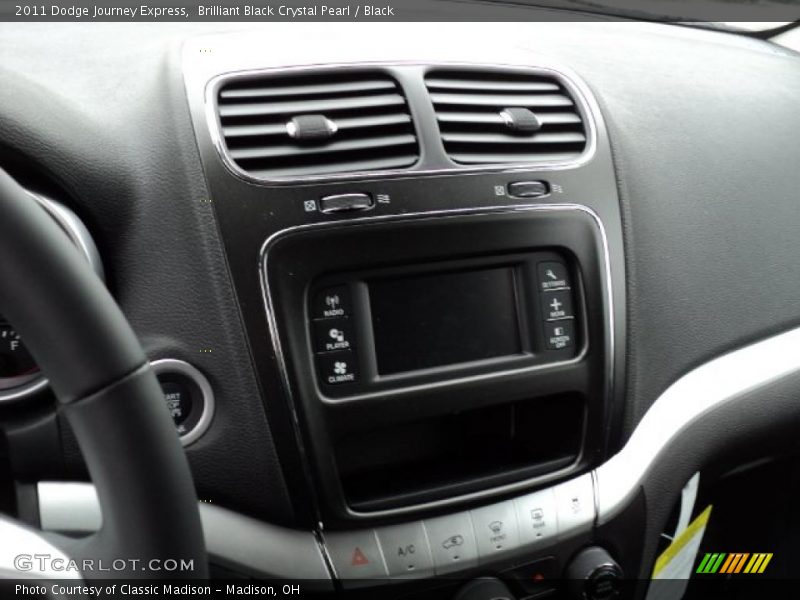 Brilliant Black Crystal Pearl / Black 2011 Dodge Journey Express