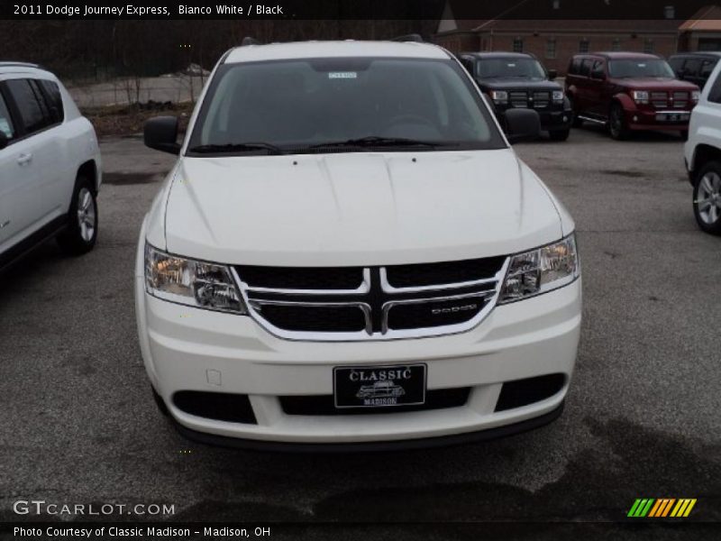 Bianco White / Black 2011 Dodge Journey Express