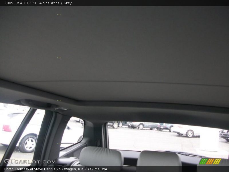 Alpine White / Grey 2005 BMW X3 2.5i