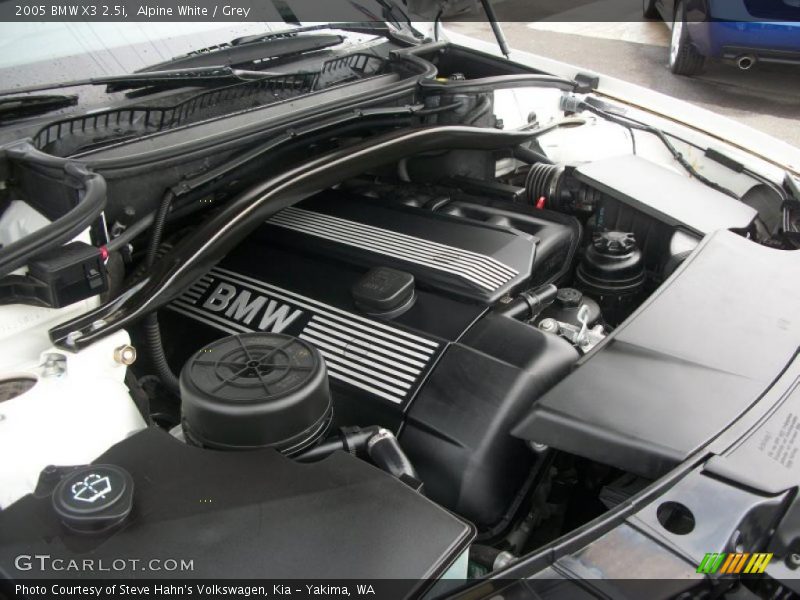 Alpine White / Grey 2005 BMW X3 2.5i