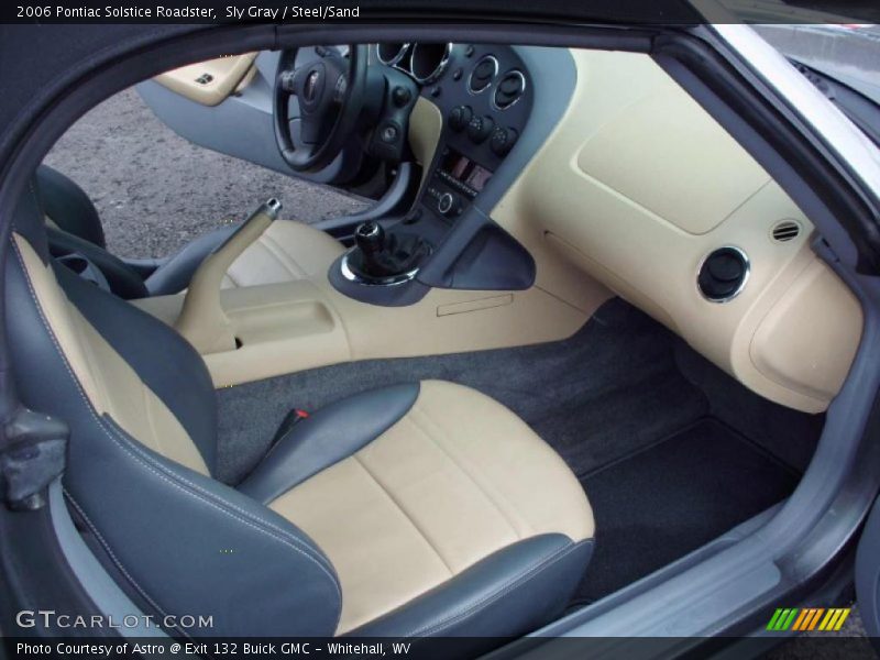  2006 Solstice Roadster Steel/Sand Interior