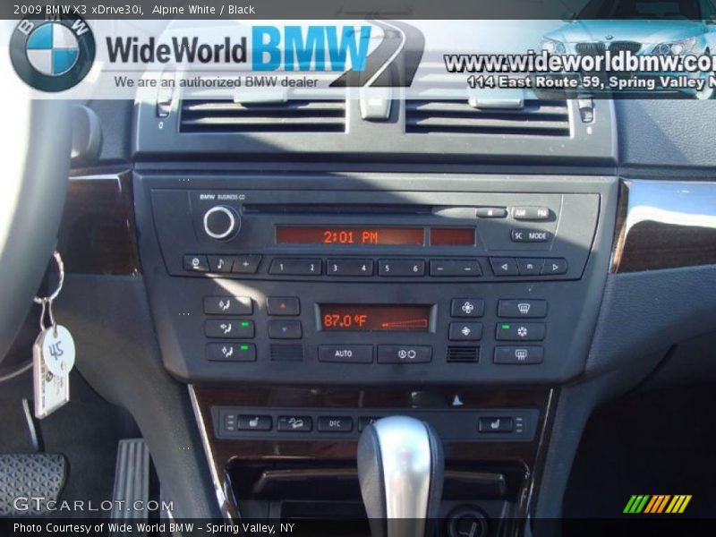 Alpine White / Black 2009 BMW X3 xDrive30i