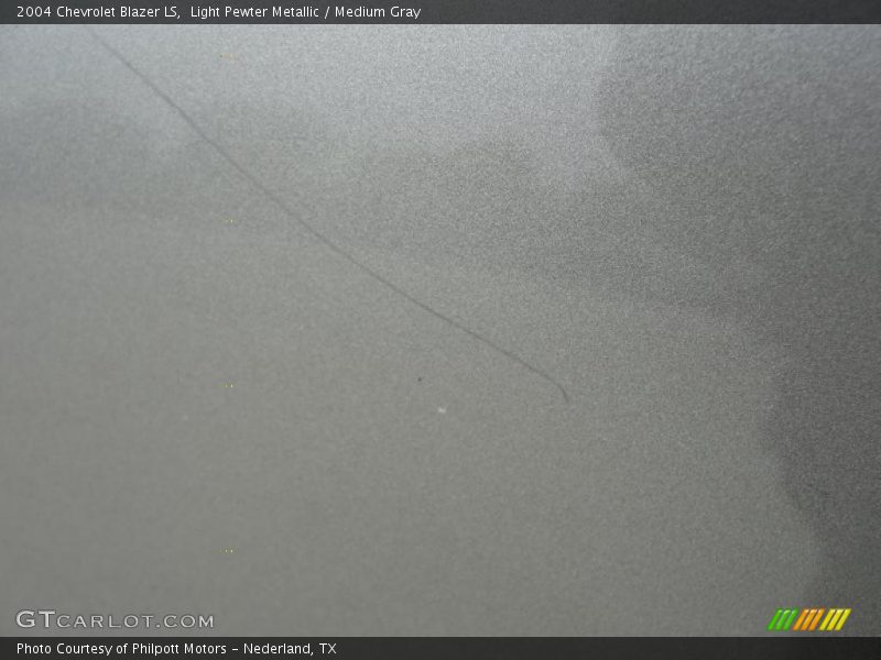 Light Pewter Metallic / Medium Gray 2004 Chevrolet Blazer LS