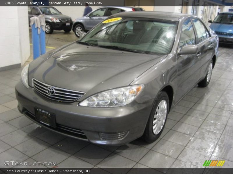 Phantom Gray Pearl / Stone Gray 2006 Toyota Camry LE