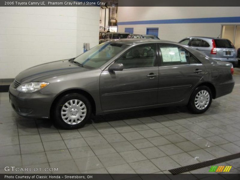 Phantom Gray Pearl / Stone Gray 2006 Toyota Camry LE