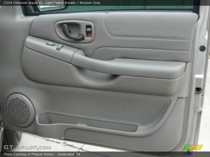 Door Panel of 2004 Blazer LS