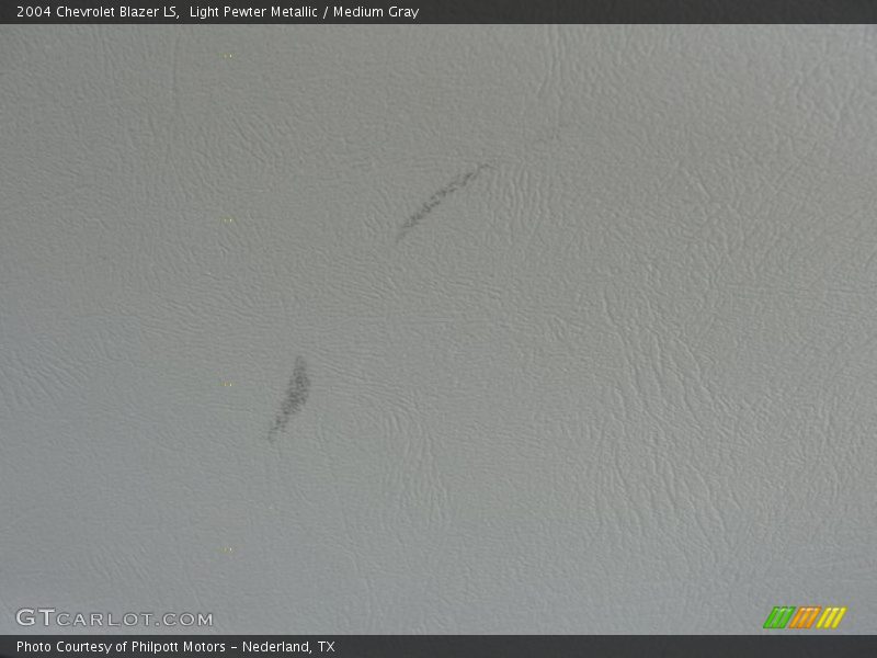 Light Pewter Metallic / Medium Gray 2004 Chevrolet Blazer LS
