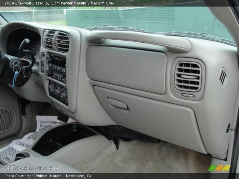 Light Pewter Metallic / Medium Gray 2004 Chevrolet Blazer LS