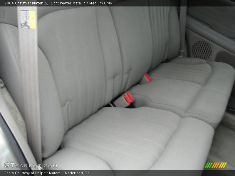 Light Pewter Metallic / Medium Gray 2004 Chevrolet Blazer LS