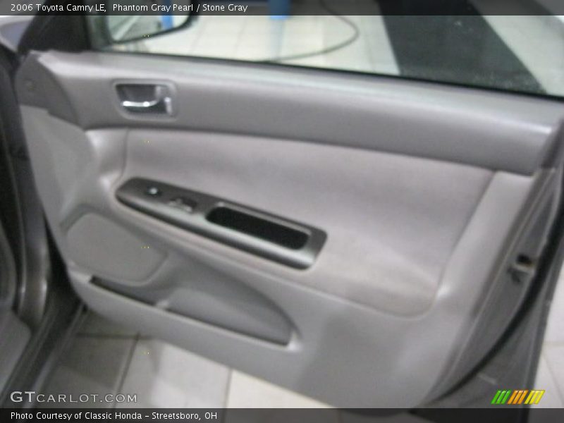 Phantom Gray Pearl / Stone Gray 2006 Toyota Camry LE