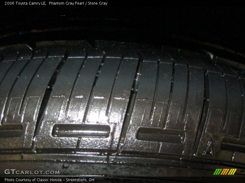 Phantom Gray Pearl / Stone Gray 2006 Toyota Camry LE