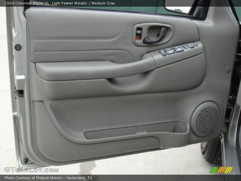 Door Panel of 2004 Blazer LS