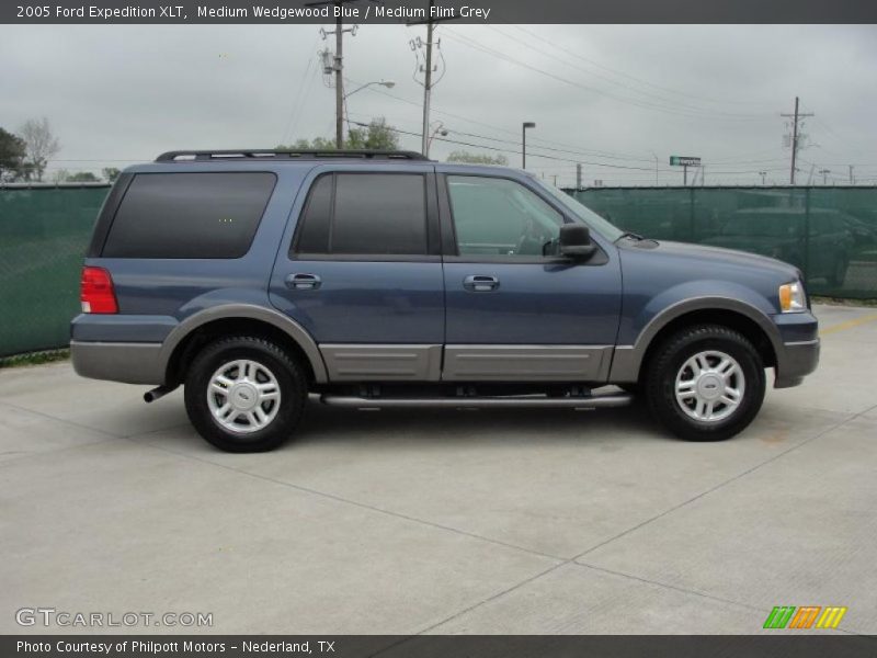 Medium Wedgewood Blue / Medium Flint Grey 2005 Ford Expedition XLT