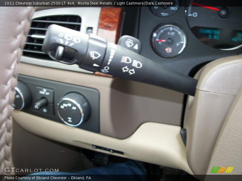 Mocha Steel Metallic / Light Cashmere/Dark Cashmere 2011 Chevrolet Suburban 2500 LT 4x4