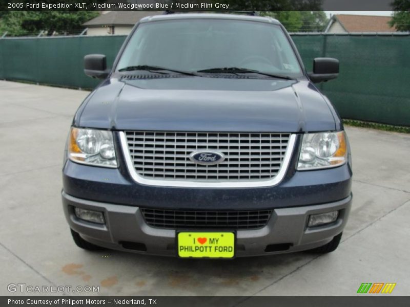 Medium Wedgewood Blue / Medium Flint Grey 2005 Ford Expedition XLT