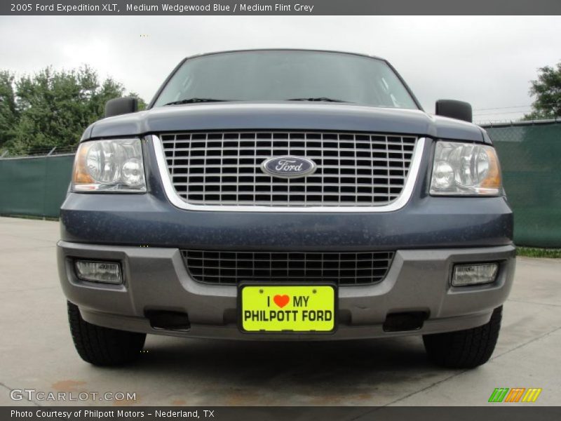 Medium Wedgewood Blue / Medium Flint Grey 2005 Ford Expedition XLT