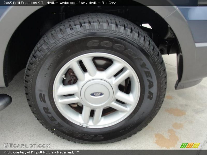 Medium Wedgewood Blue / Medium Flint Grey 2005 Ford Expedition XLT