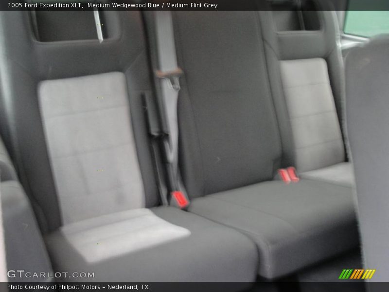 Medium Wedgewood Blue / Medium Flint Grey 2005 Ford Expedition XLT