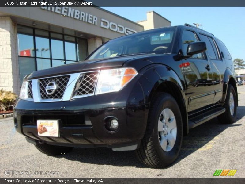 Super Black / Desert 2005 Nissan Pathfinder SE