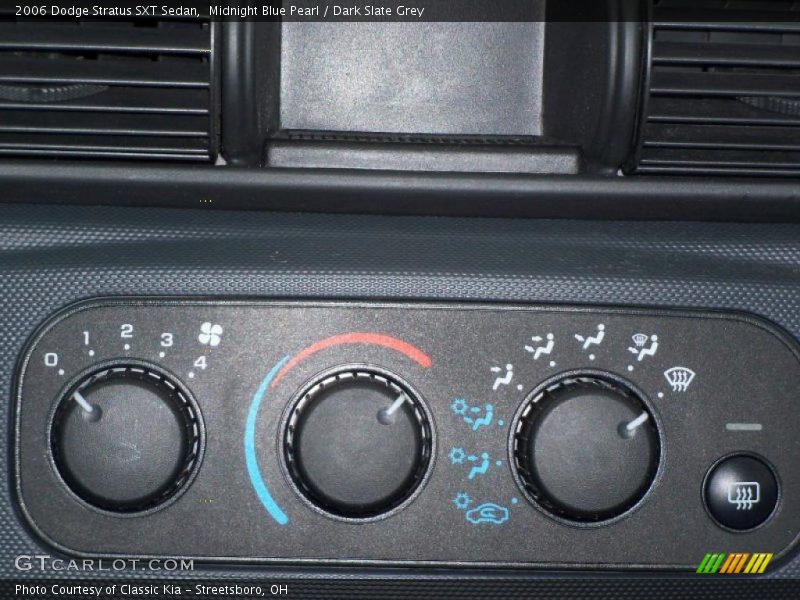 Midnight Blue Pearl / Dark Slate Grey 2006 Dodge Stratus SXT Sedan
