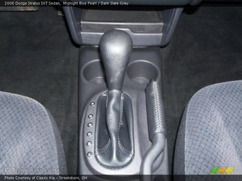 Midnight Blue Pearl / Dark Slate Grey 2006 Dodge Stratus SXT Sedan
