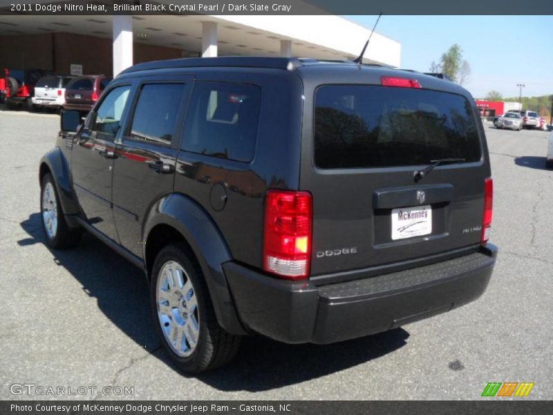 Brilliant Black Crystal Pearl / Dark Slate Gray 2011 Dodge Nitro Heat