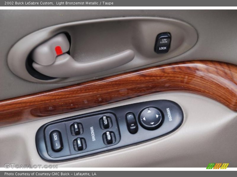 Light Bronzemist Metallic / Taupe 2002 Buick LeSabre Custom