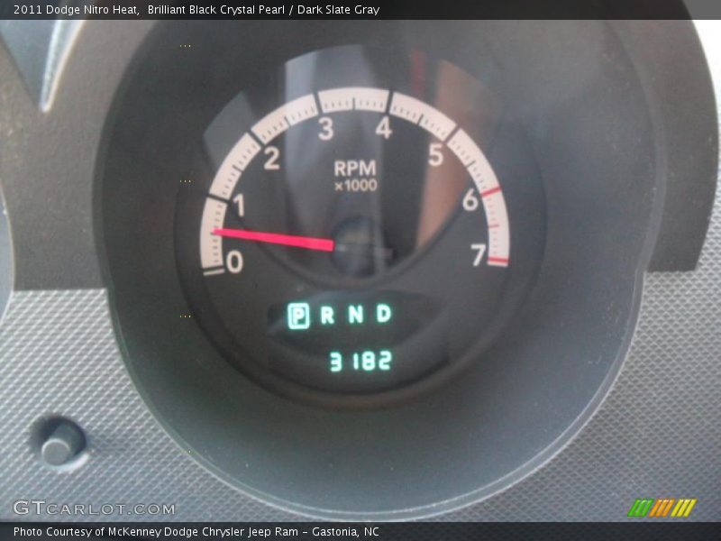 Brilliant Black Crystal Pearl / Dark Slate Gray 2011 Dodge Nitro Heat