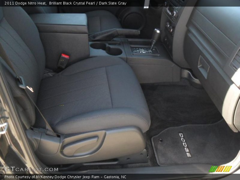 Brilliant Black Crystal Pearl / Dark Slate Gray 2011 Dodge Nitro Heat