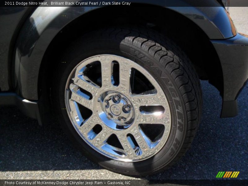 Brilliant Black Crystal Pearl / Dark Slate Gray 2011 Dodge Nitro Heat