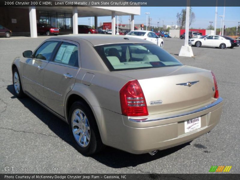 Linen Gold Metallic / Dark Slate Gray/Light Graystone 2006 Chrysler 300 C HEMI