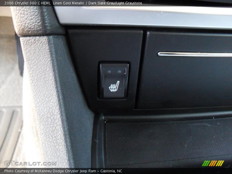 Linen Gold Metallic / Dark Slate Gray/Light Graystone 2006 Chrysler 300 C HEMI