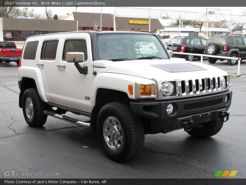 Birch White / Light Cashmere/Ebony 2007 Hummer H3