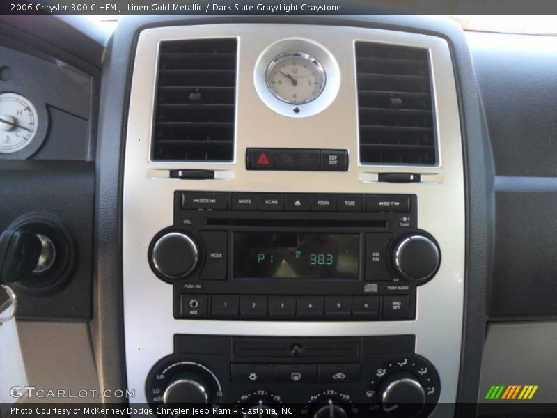 Linen Gold Metallic / Dark Slate Gray/Light Graystone 2006 Chrysler 300 C HEMI